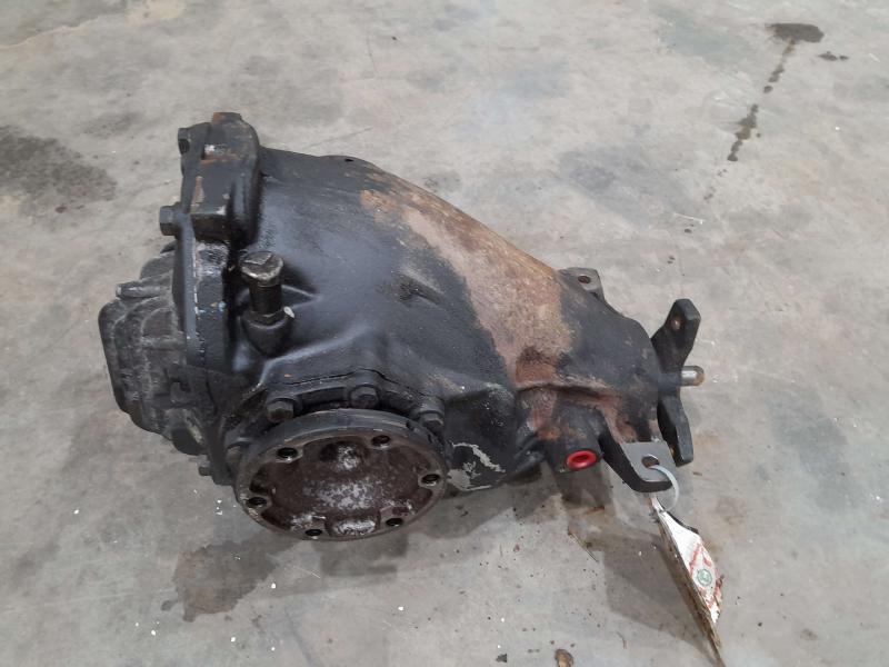 1986 - 1991 Mercedes Benz W126 420 SEL Rear Differential Carrier 2.47 Ratio OEM 1263507603