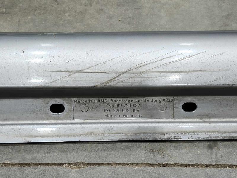 2006 Mercedes S-Class Rocker Moulding