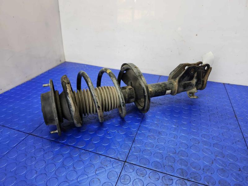 2015 Subaru Forester Strut Assembly