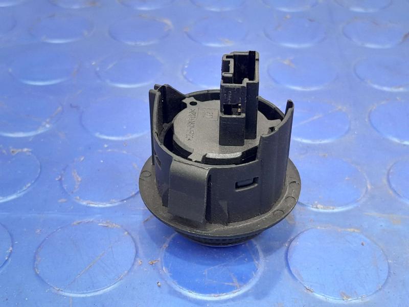 2017-2023 GMC Acadia Power Liftgate Decklid Control Switch OEM 22939387