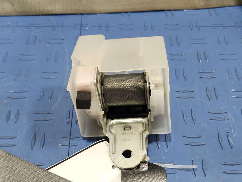 2013 Toyota Camry Rear Seat Belt