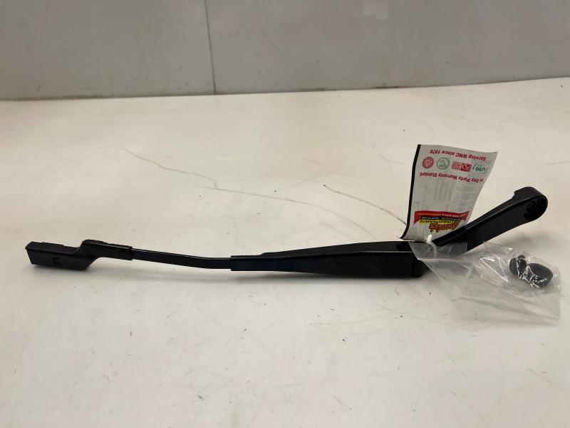 2018 - 2022 Ford Ecosport Windshield Wiper Arm RH Passenger Side OEM GN1Z17526B