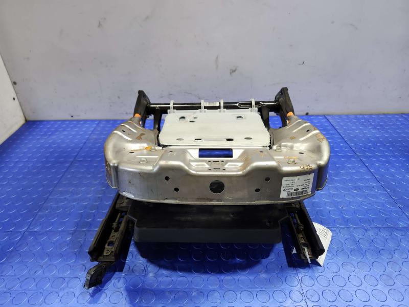 2020 Land Rover Discovery Sport Seat Track