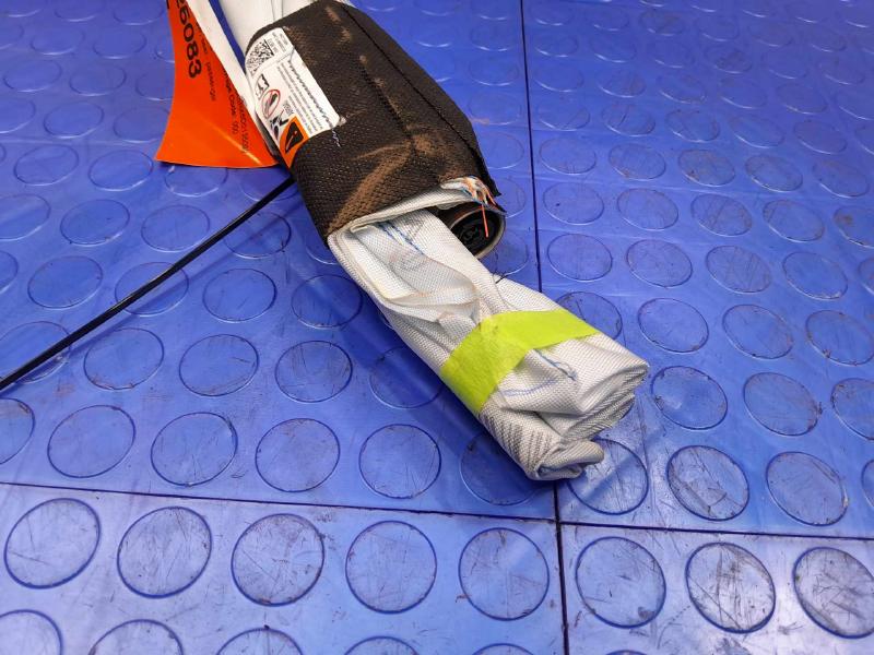 2013 Cadillac ATS Passenger Front Seat Air Bag Inflator Right OEM 22830516