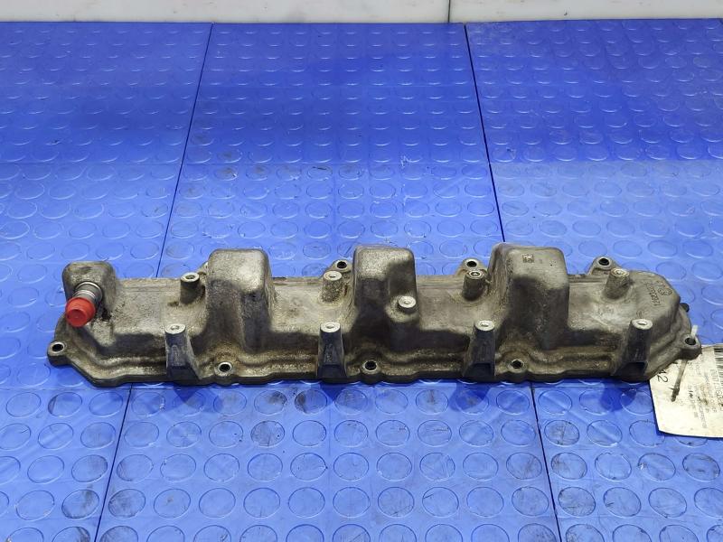 2015 GMC Yukon XL Valve Cover