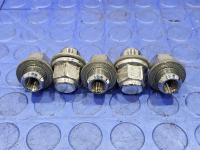 2017 Toyota Prius Lug Nuts