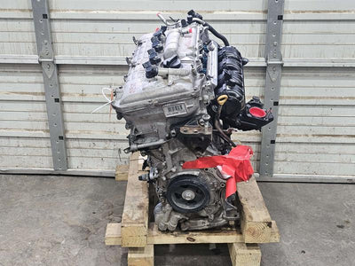 2010 Toyota Prius Engine Assembly/Motor
