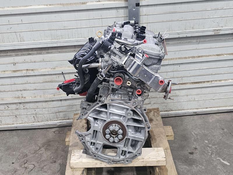 2010 Toyota Prius Engine Assembly/Motor