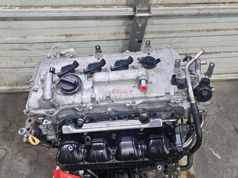 2010 Toyota Prius Engine Assembly/Motor