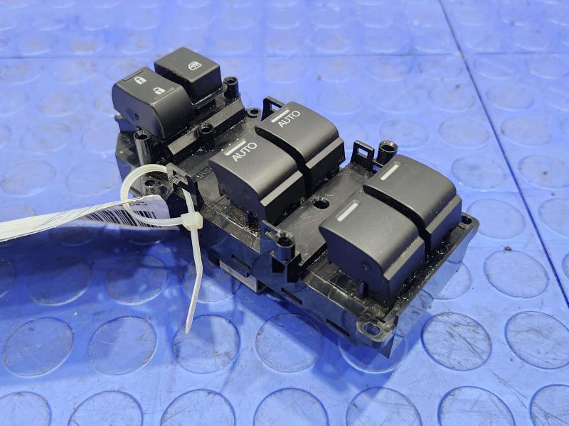 2011 Honda Pilot Door Switch Front