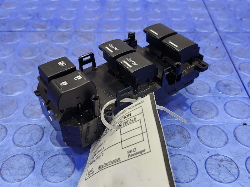 2011 Honda Pilot Door Switch Front