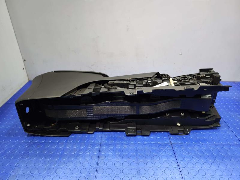 2020 Ford Escape Front Console