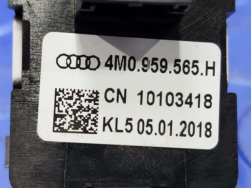 2018 Audi A4 Door Switch Front
