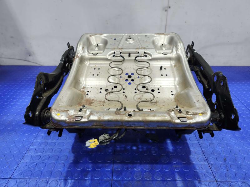 2017 Dodge Grand Caravan Seat Track