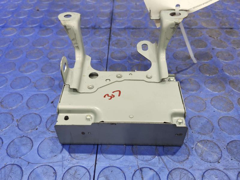 2016-2022 Toyota Prius AC/DC Power Inverter Genuine OEM Part 8598B47010