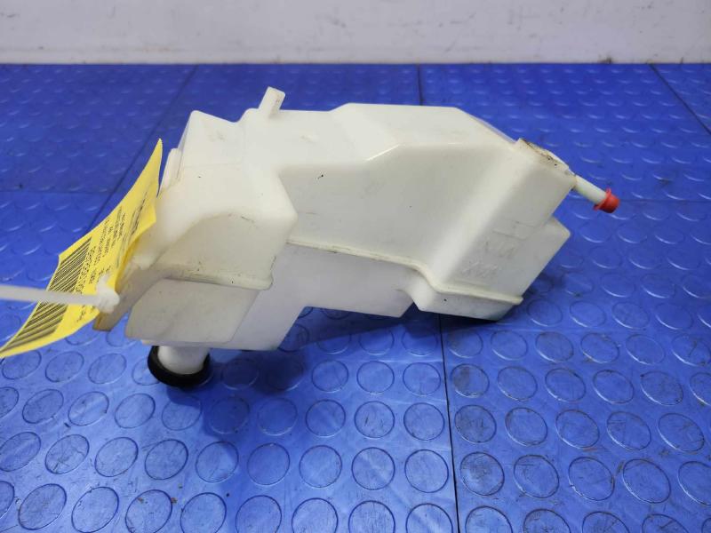2016 Nissan Rogue Coolant Recovery Bottle