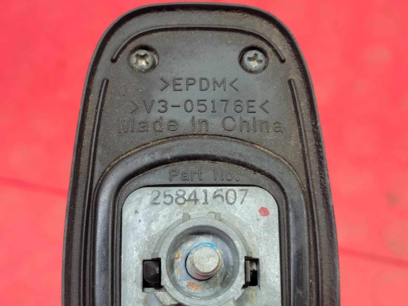 2008-2010 Saturn Vue Radio Antenna Assembly Genuine OEM Part 25841607