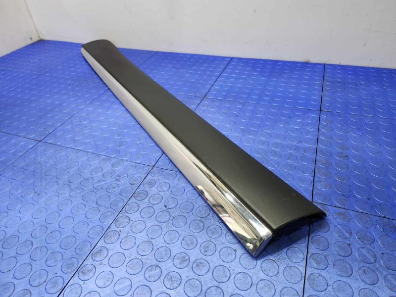 2015 Lexus RX 350 Front Door Moulding