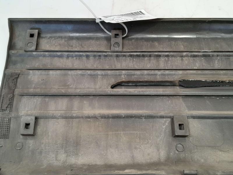 1992 Toyota Previa Rocker Moulding