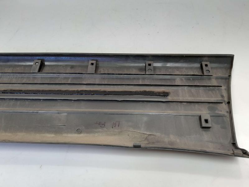 1992 Toyota Previa Rocker Moulding