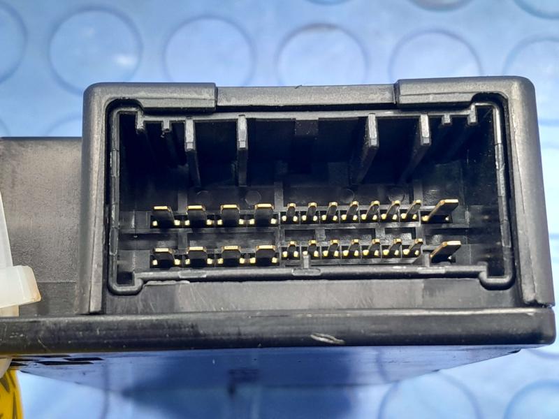 2019-2020 Hyundai Elantra 2.0L Sedan Front Seat Heater Control Module OEM 88196F2101