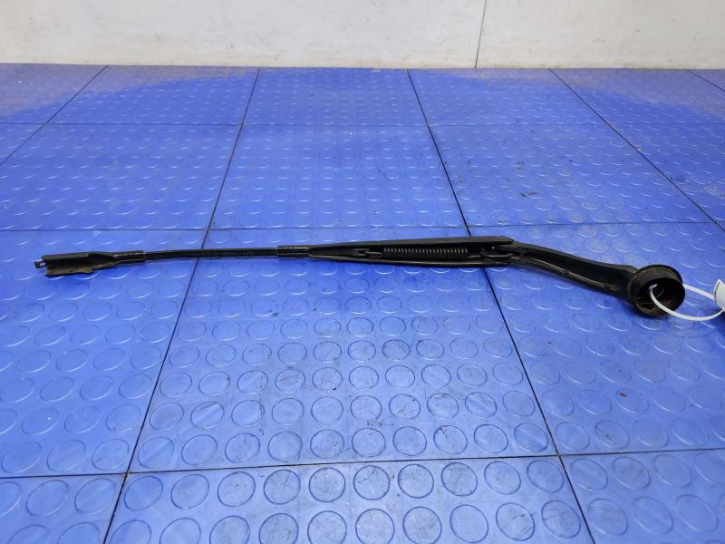 2013 Ford Fusion Wiper Arm