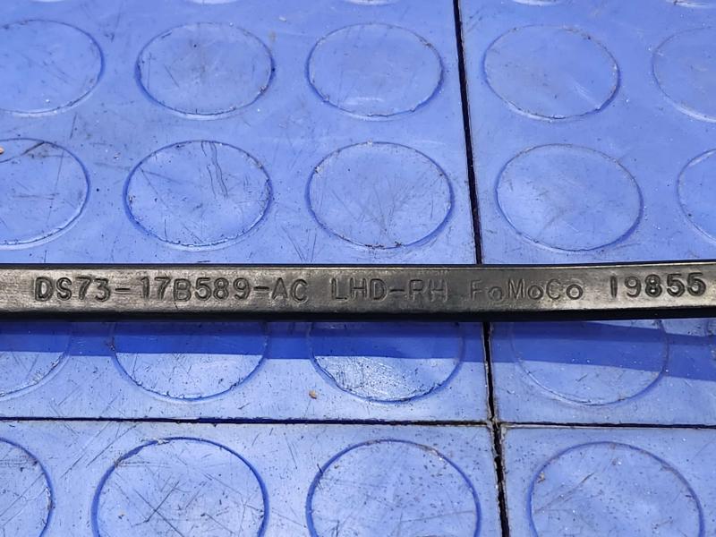 2013 Ford Fusion Wiper Arm