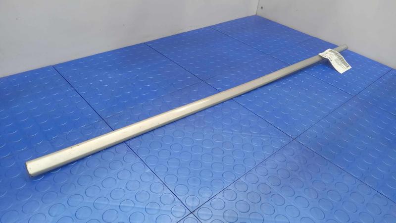 2011 Chevrolet Impala Front Door Moulding
