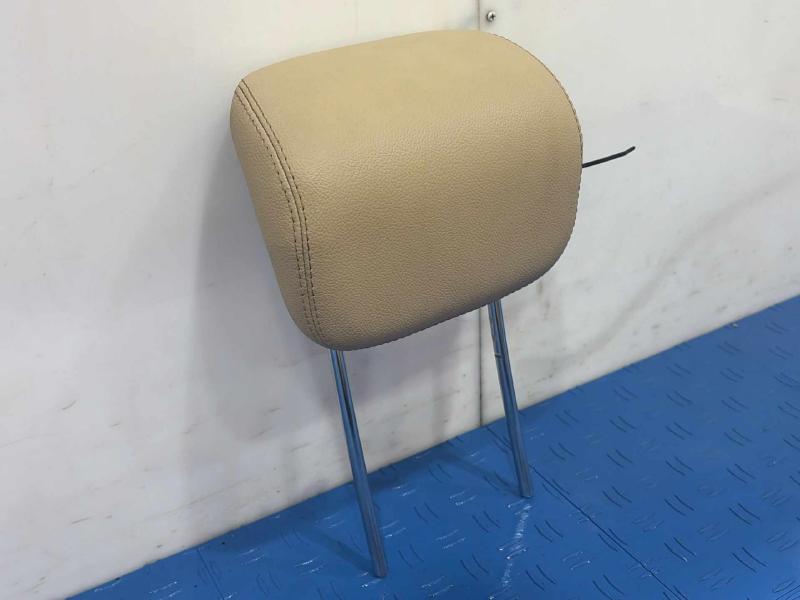 2010 Mercedes ML-Class Headrest