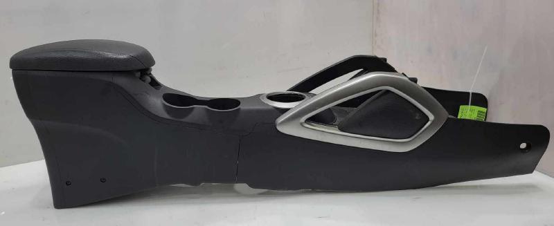 2013 Hyundai Veloster Front Console