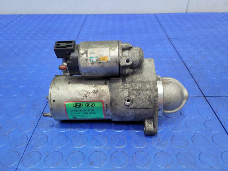 2016 Kia Sedona Starter Motor