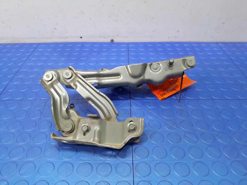 2018 Volvo S90 Hood Hinge