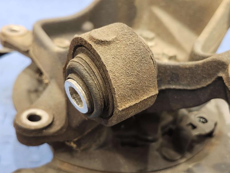 2015 Subaru Forester Rear Knuckle/Stub Axle