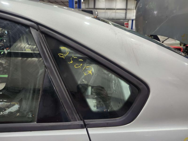 2015 Volkswagen Passat Quarter Glass/Window