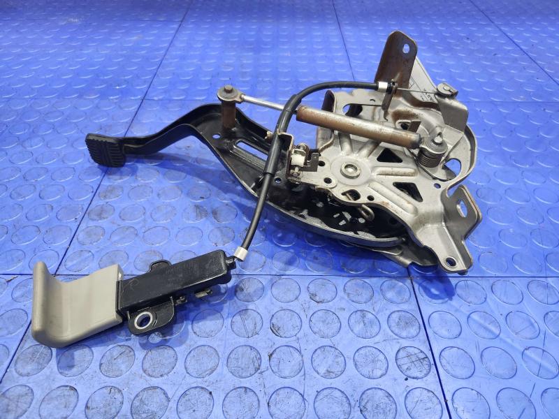 2009-2015 Honda Pilot Parking Brake Pedal Assembly Genuine OEM 47101-SZA-A01