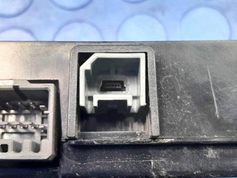 2011 Jeep Grand Cherokee Chassis Brain Box