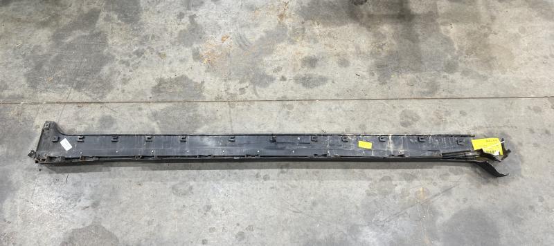2020 GMC Terrain Rocker Moulding