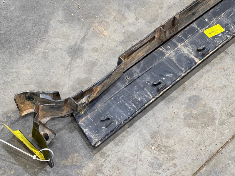 2020 GMC Terrain Rocker Moulding