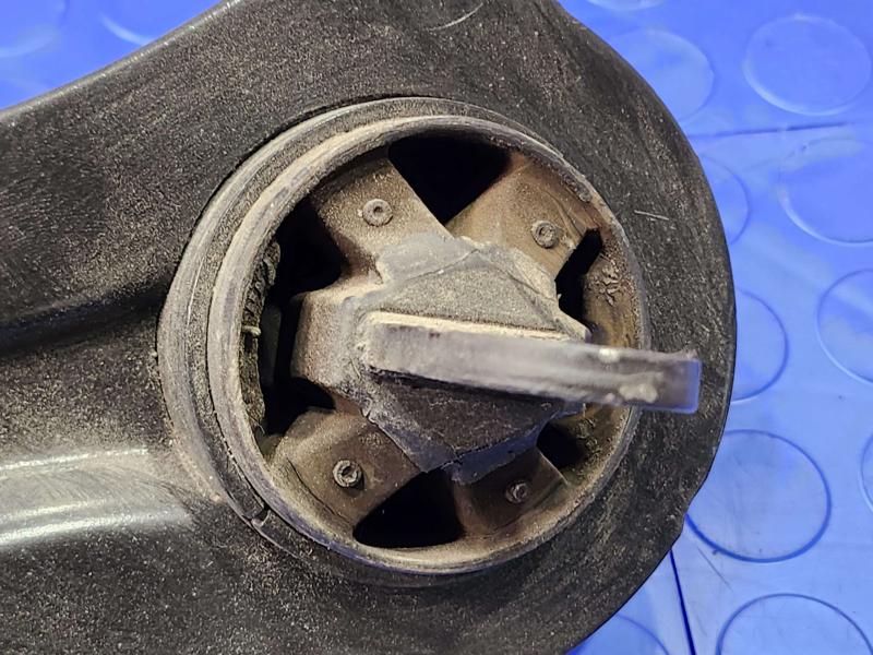 2014 Ford Focus Rear Knuckle/Stub Axle