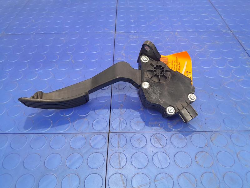 2014-2016 Subaru Forester Accelerator Pedal Assembly Genuine OEM 36010FJ010