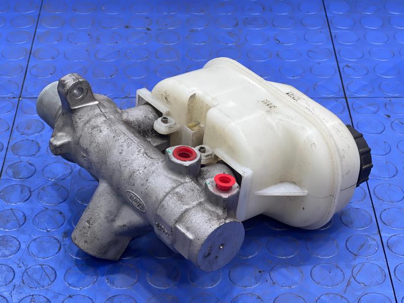 2015-2017 Ford F-150 Brake Master Cylinder Assembly Genuine OEM Part GL3Z2140A