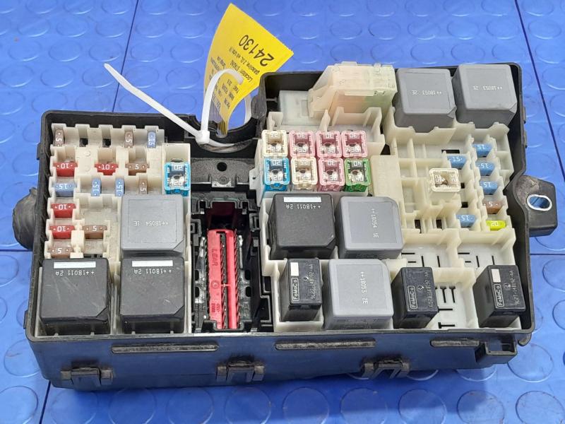 2018 Ford Focus Engine Fuse Box