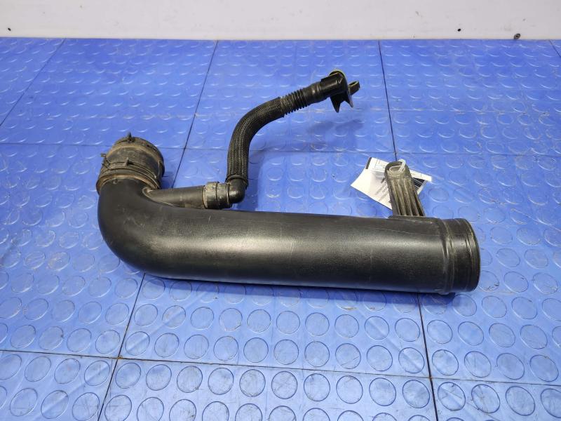 2015 Volkswagen Beetle Air Intake Tube/Resonator