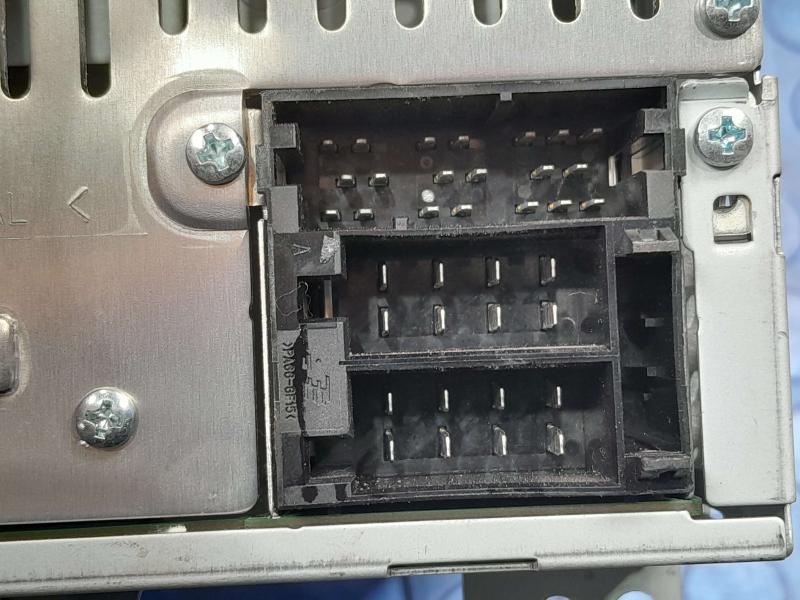 2014 Kia Sedona Audio & Visual Equip.(Radio)