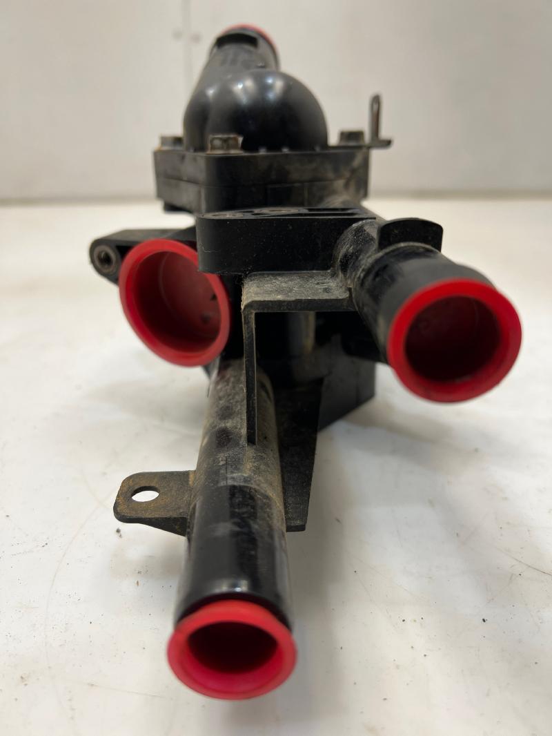 2011 - 2014 Hyundai Sonata 2.4L Thermostat Unit - Hyundai OEM (25600-2G500)