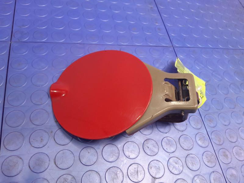 2007 Chevrolet Cobalt Fuel Tank Door