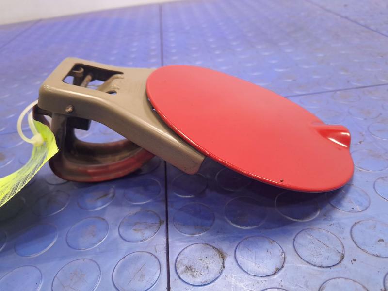 2007 Chevrolet Cobalt Fuel Tank Door