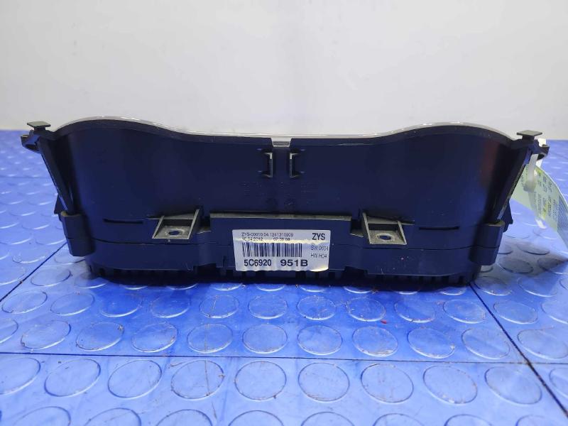 2012 Volkswagen Jetta Speedometer