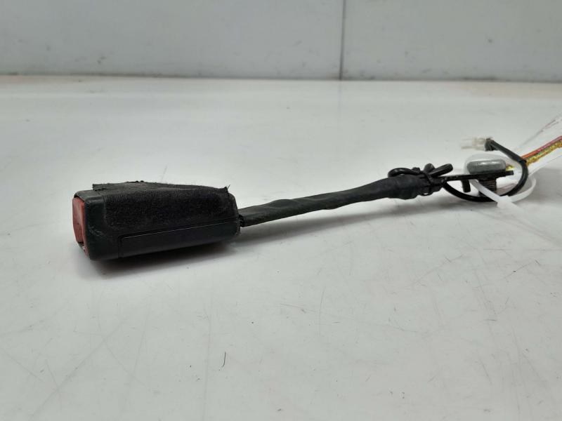 2014 Chevrolet Caprice Front Seat Belt