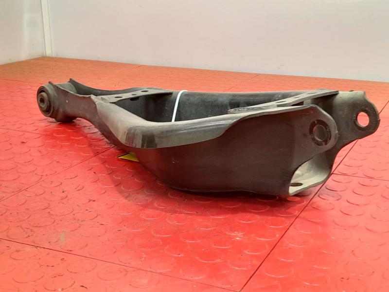 2018 Toyota Highlander Lower Control Arm Rr